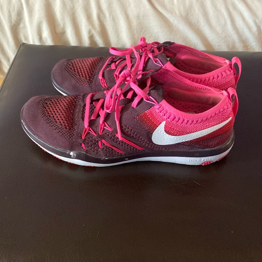 Nike free focus flyknit shoe